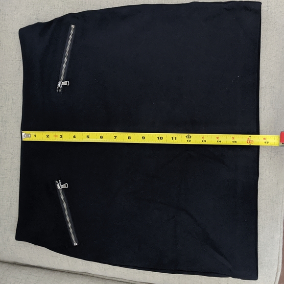 a.n.a. Women's Black Skirt with fake zippers - Picture 7 of 7